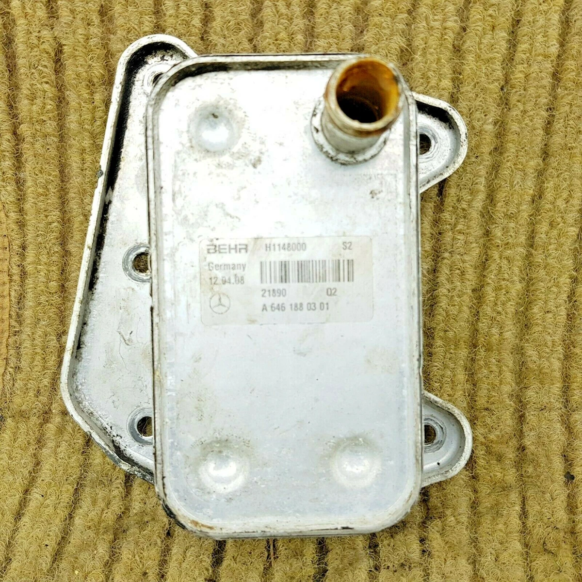 MERCEDES C220 E220 2.2 CDI Oil Cooler Radiator Exchanger 