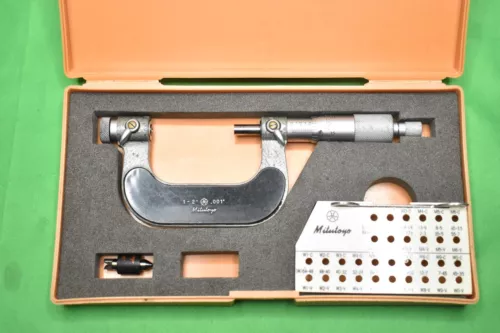 Mitutoyo 126-138 Screw Thread Micrometer 1-2" .001" w/ Case, Wrench & Standard