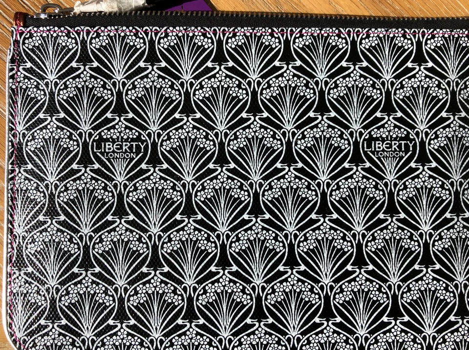 LIBERTY OF LONDON~RQ Rose~IPHIS~1 CLUTCH~AUTHENTIC~Last 1~NWT~ - Image 4 of 4