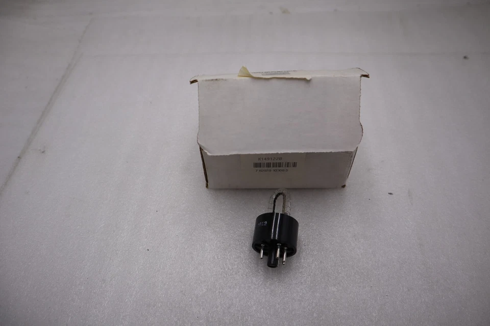 NEW FEDERAL SIGNAL K149122B STROBE TUBE STOCK H846 - Image 3 of 3