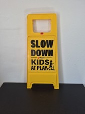 Caution Slow Kids at Play Folding Street Sign Yellow Portable Slow Down Children