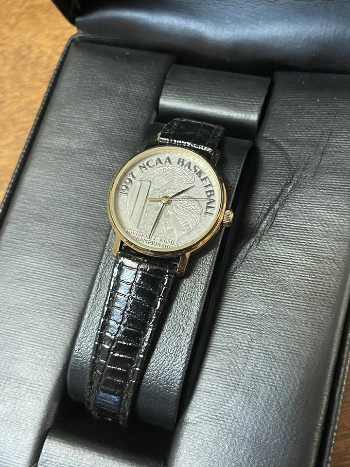 Vtg 1997 Division Women’s Championship NCAA Watch Tennessee - Image 2 of 4