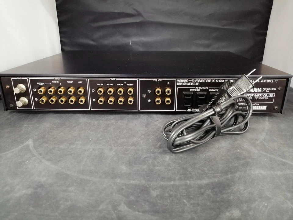 Amplificatore di controllo Yamaha C-2A #BE00887 - Immagine 3 di 4