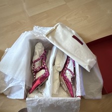 Valentino Pink Leather Rockstud Strappy Point...