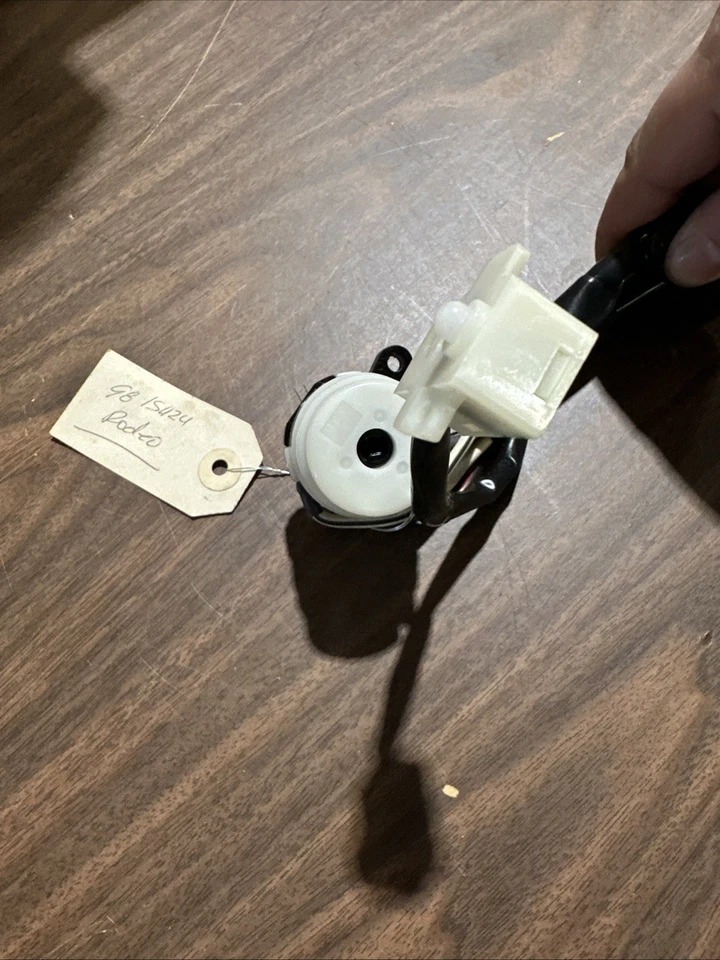 Interruptor de arranque de encendido compatible con Isuzu Rodeo Amigo 1998-2004 haz de axioma nuevo Foto 3 de 3