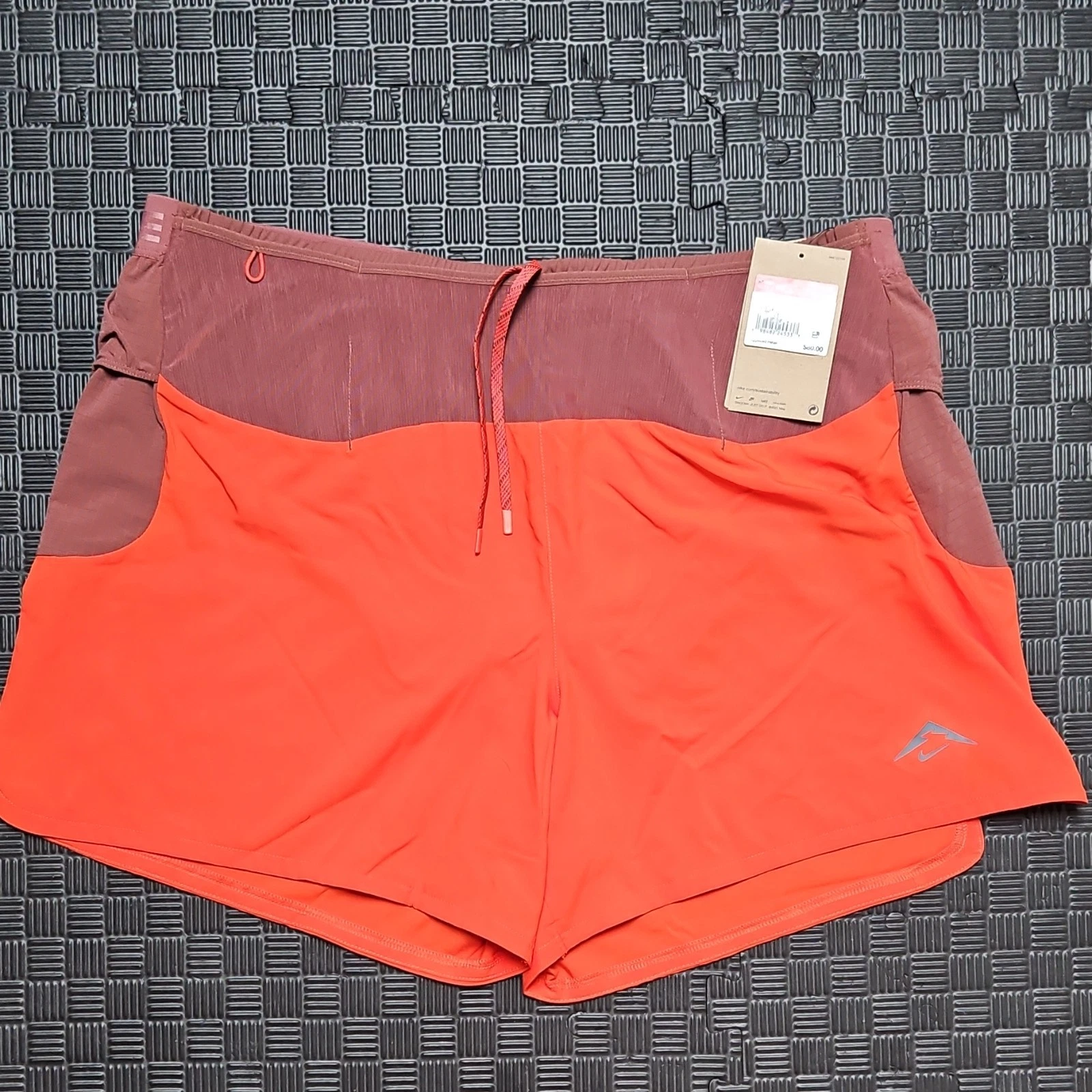 Nike Trail Running Shorts Orange Brown Men's Size L 5" Inseam Lightweight
Opens in a new window or t