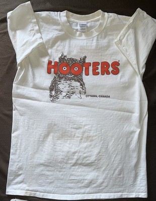 Hooters T-Shirt L Weiß Ottawa Canada Print (original aus den 90er Jahren) ￼