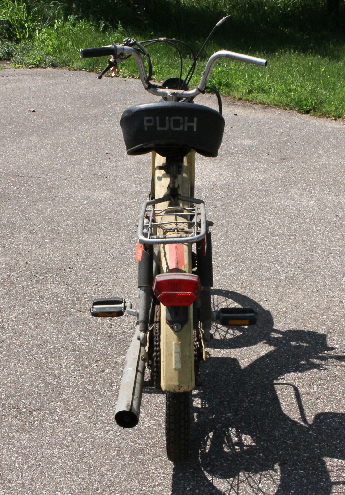 Picture 4 of 24