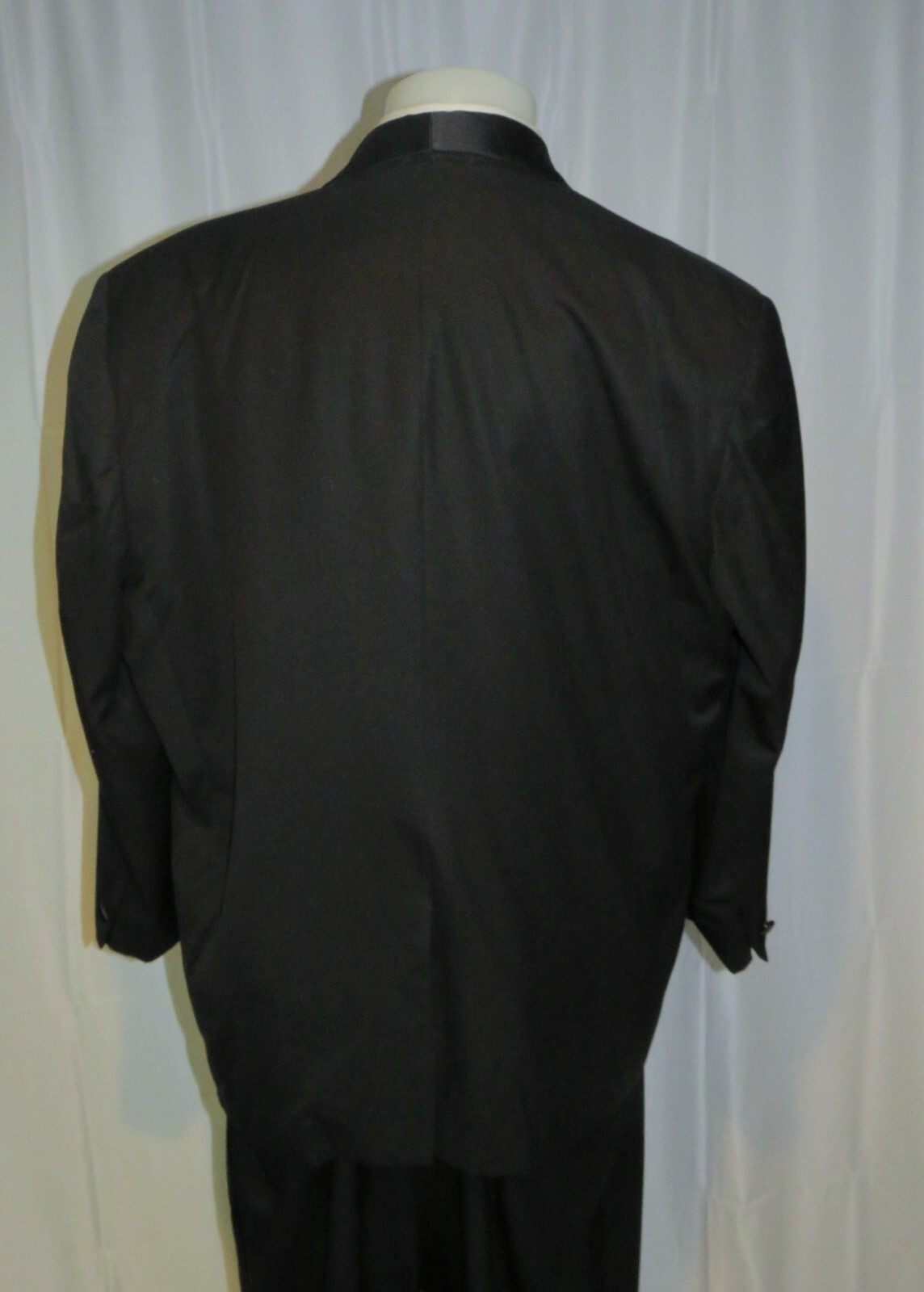 Tom James Bespoke Solid Black One Button Shawl Co… - image 10