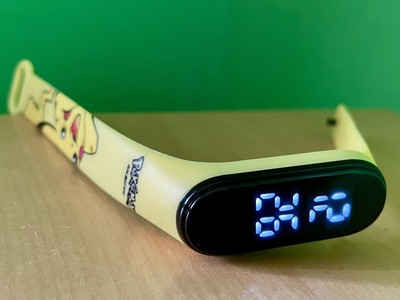 Nintendo POKEMON Uhr GAME Watch 80 Gameboy SPIEL Uhr LCD Pikachu 9 o OVP Cib BOX