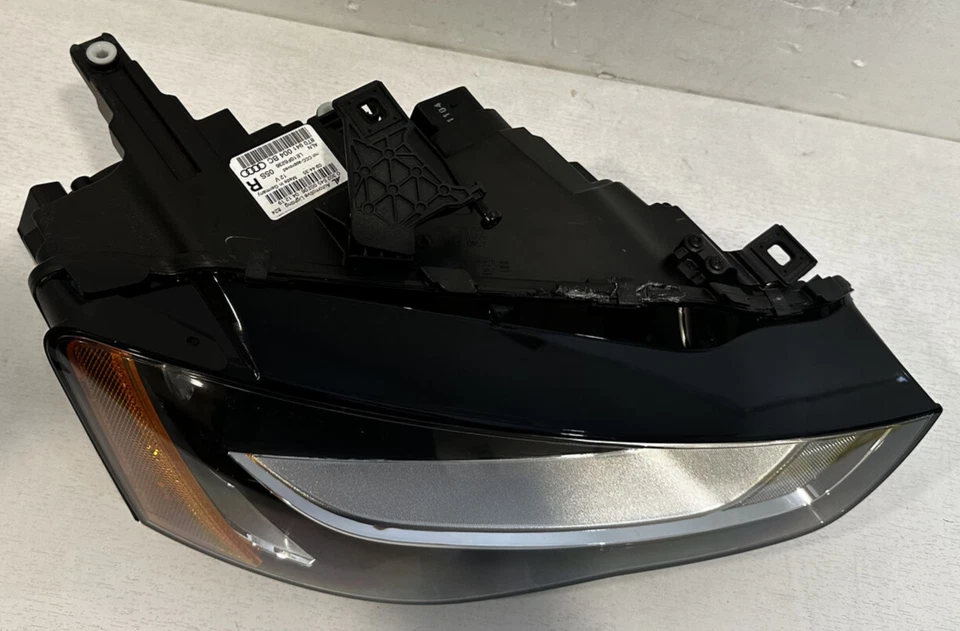 2013-15 AUDI A5 / A5 QUATRO / A5 - FAROL RH ASSY OEM PART# 8T0.941.004.BC - Imagem 4 de 4