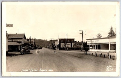 Street Scene FORKS WASHINGTON Standard Oil Products Krouse's Cash Market RPPC