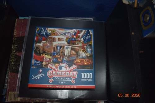 Master Pieces Jigsaw Puzzle MLB Los Angeles Dodgers  1000 Piece