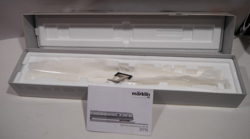 Märklin H0 1:87 caja vacía 37775 diésel motor rápido SVT 137 BR 183 de la RDA | Zustand: Gebraucht