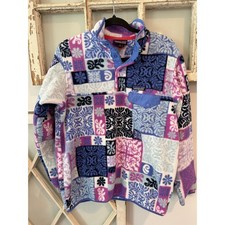 Patagonia women  s size medium colorful fleece pullover jacket