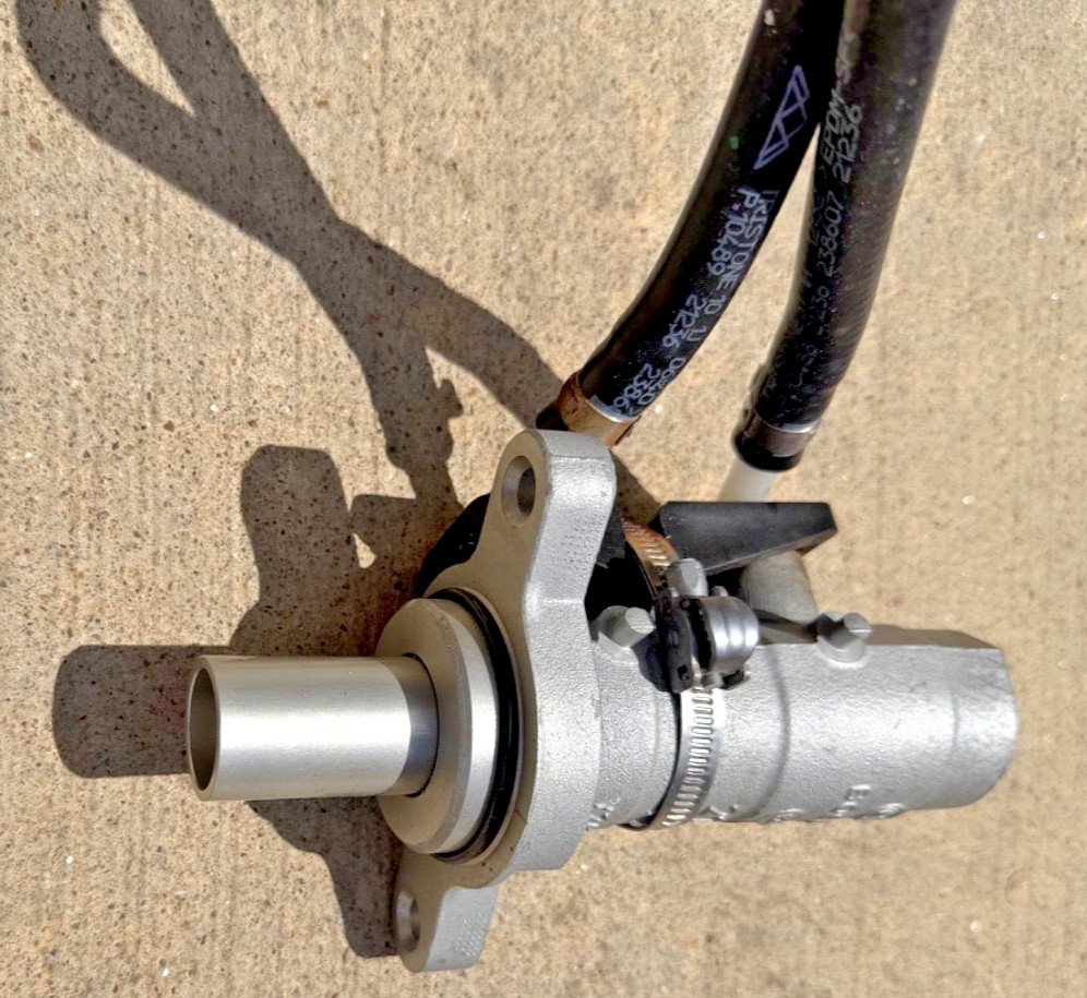 OEM Ferrari F8 Brake Master Cylinder
