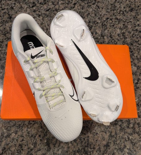 New Nike Women's Hyperdiamond 4 Pro Metal White Softball Cleats, Size 9.5 - 第 2/6 張圖片