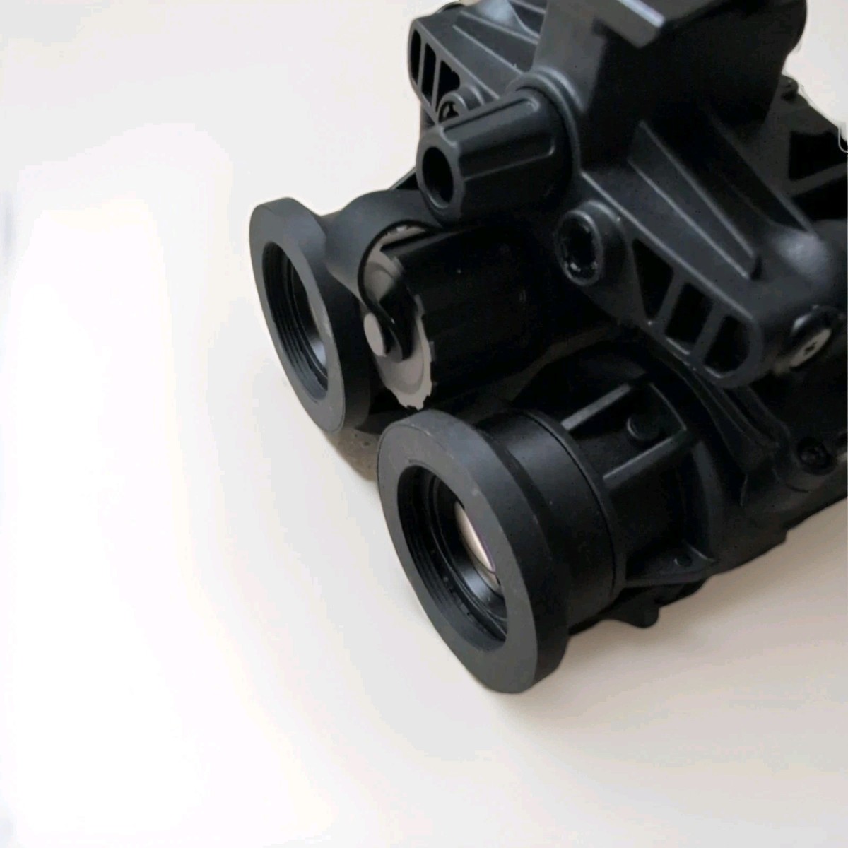 RIX RNV-31 / RNV-14 Adapters To PVS-14 IRIS Diaphragm, Sacrificial