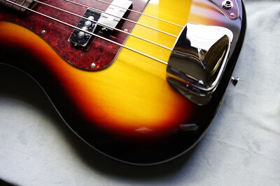 Fender Made in Japan Hama Okamoto Precision Bass 3-Color Sunburst
