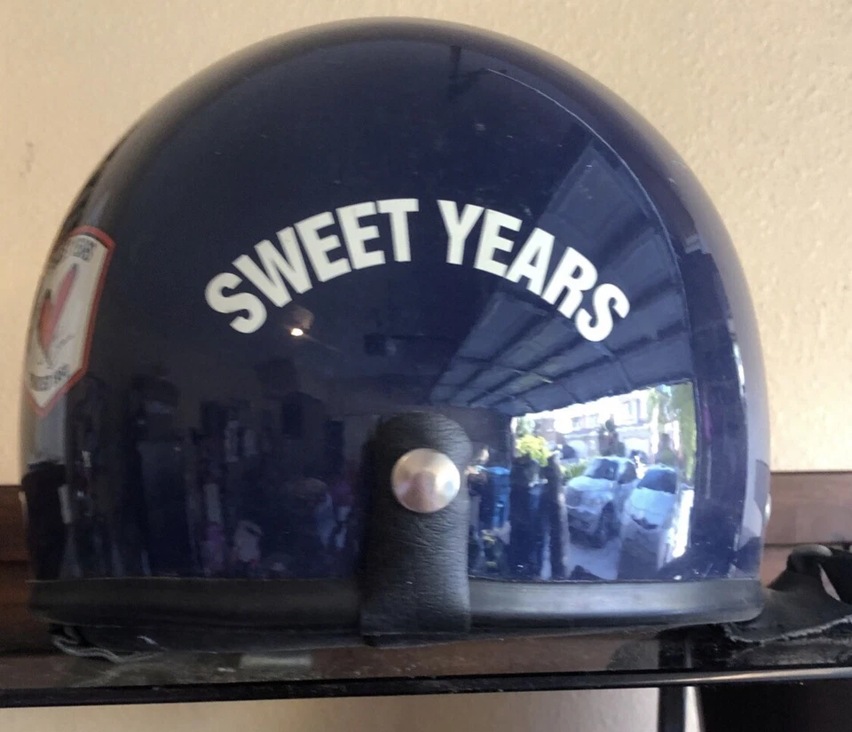 Blue Helmet Duraleu Sweet Years Safe Motocycle Scooter Bike Biker Blue Medium - Image 3 of 4