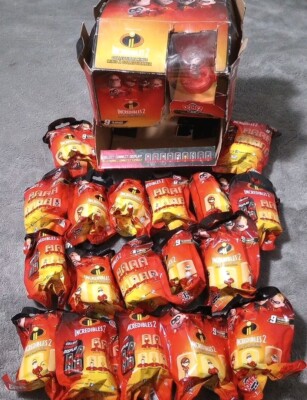 18x THE INCREDIBLES 2 DOMEZ DISNEY PIXAR 2'' COLLECTIBLE BLIND MINI FIGURES BAG