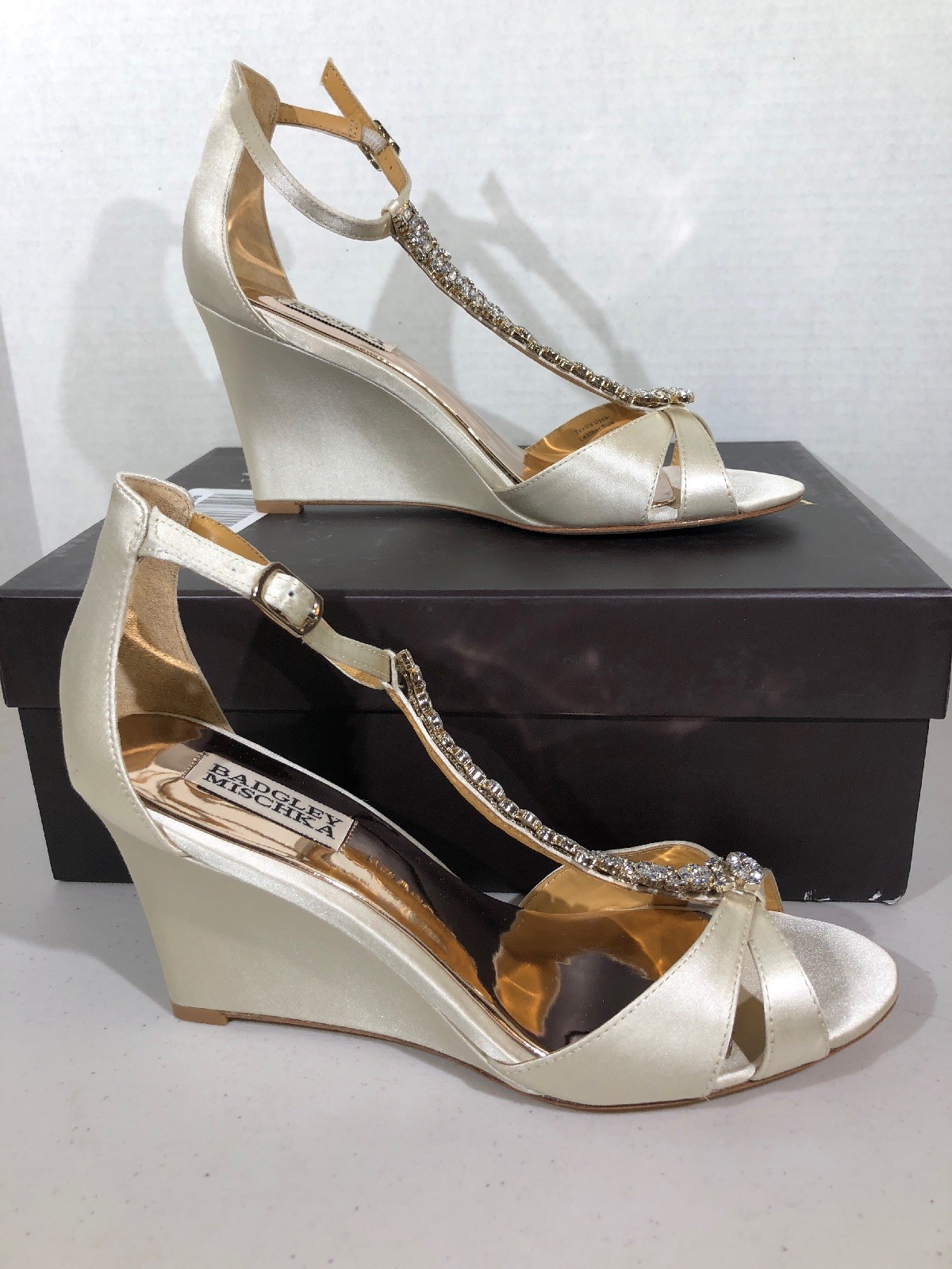 Badgley Mischka Ivory Damens’s Größe 8 Ivory Mischka Satin Romance Formal Schuhes TL-202 94e74a Badgley Mischka Ivory Damens’s Größe 8 Ivory Mischka Satin Romance Formal Schuhes TL-202 94e74a