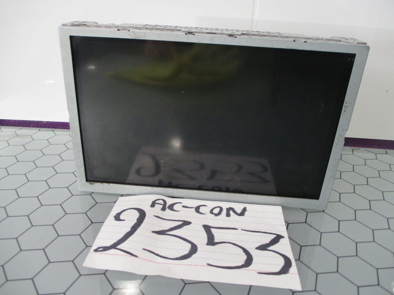 11 12 Lincoln MKT Navigation Information Display Screen Used #2353-AC