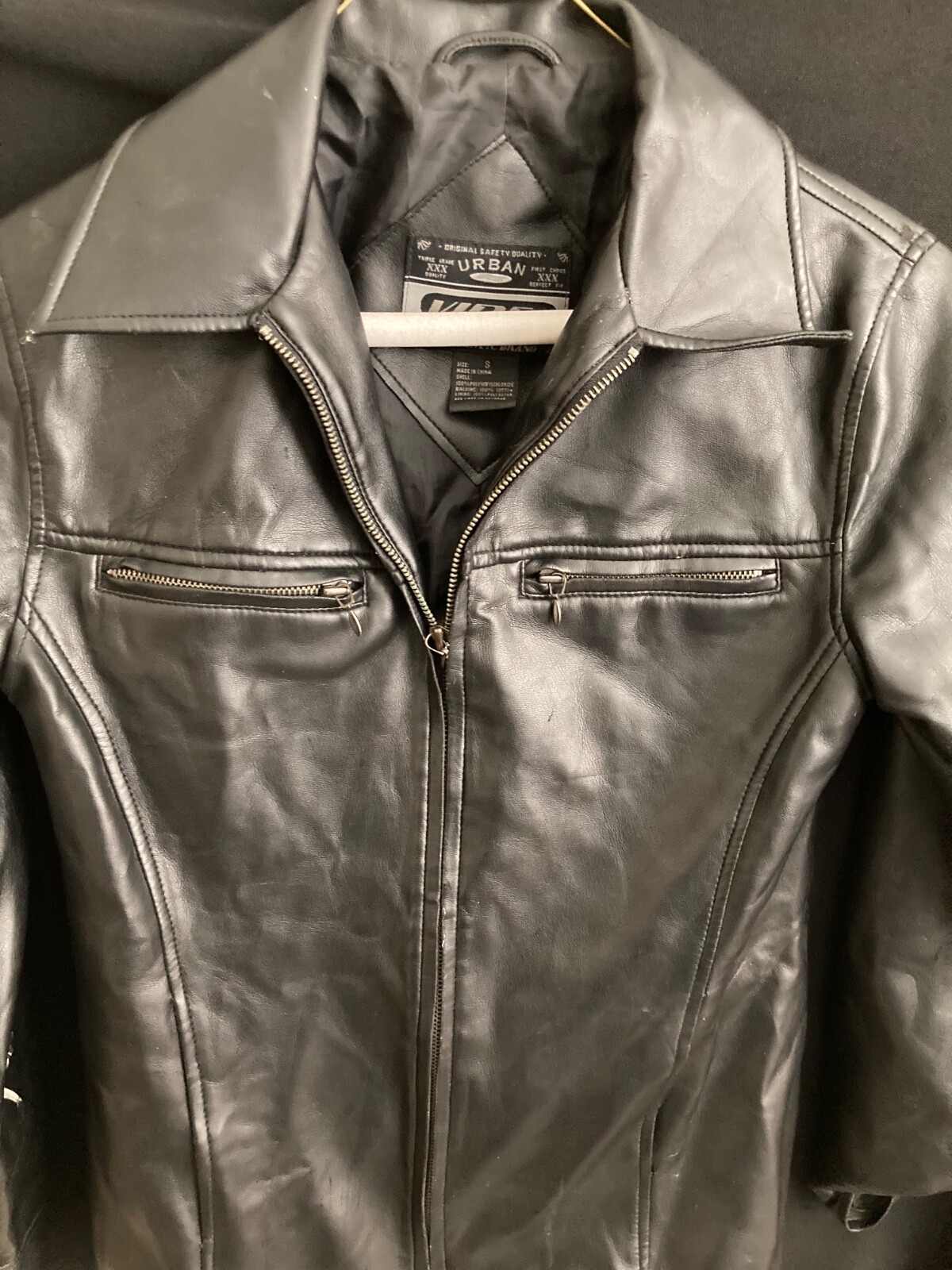 URBAN VIBE JACKET - image 1