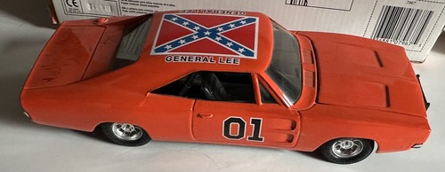 VINTAGE DUKES OF HAZZARD 1969 CHARGER GENERAL LEE 1:25 CAR ERTL 7967 IN OPEN BOX - Picture 3 of 13