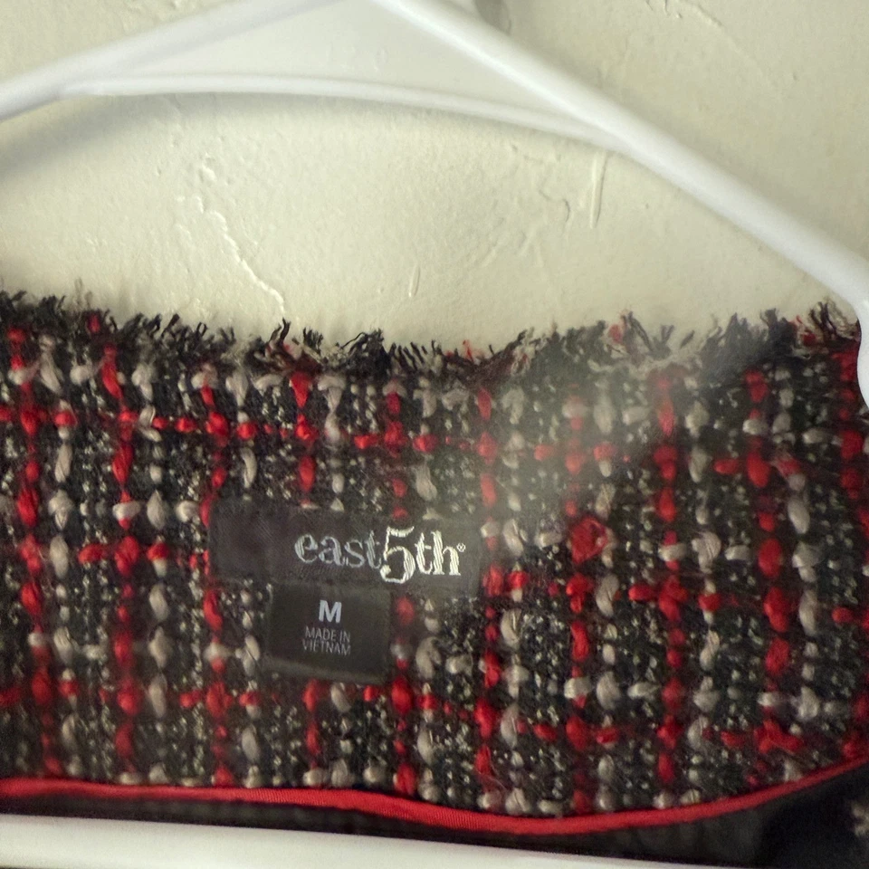 Chaqueta Blazer East5th Y2k Tweed Roja Negra Blanca Flecos Capricho M Sirena de Oficina Foto 3 de 4