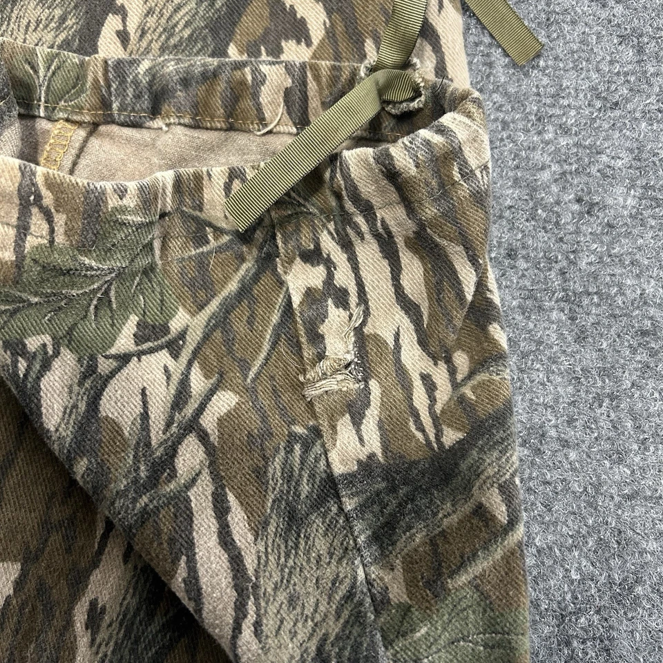 VTG Mossy Oak Camo Cargo Pants Ankle Tie Wide Leg USA Made 40 x 32 Y2K - Image 2 of 4