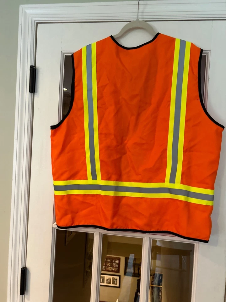 Usado en Excelente Condición Dick’s Concrete Blaze Naranja Chaleco Utilitario Halloween Disfraz Espíritu L/XL Foto 4 de 4