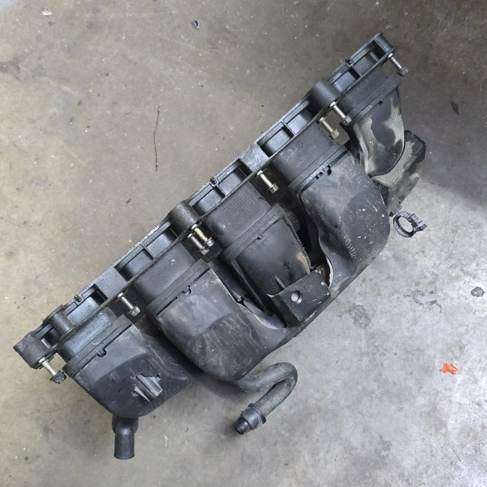 Coletor de admissão de motor Chevrolet Colorado 2004-2007 3.5L fabricante de equipamento original - Imagem 2 de 4