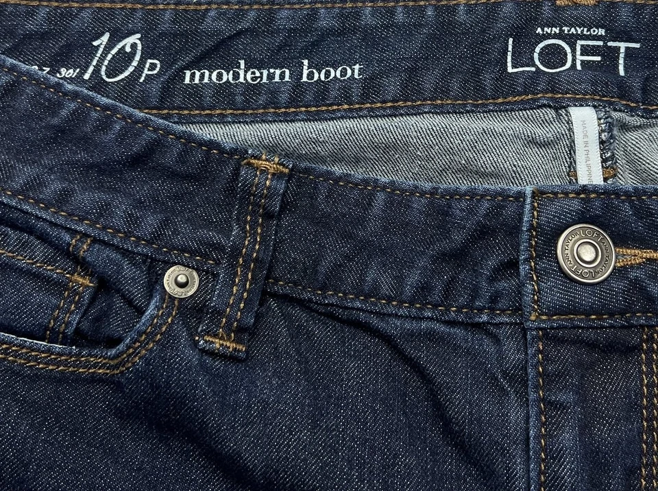 Pantalones de mezclilla Ann Taylor Loft para mujer (10P) azul moderno corte bota elástico lavado oscuro Foto 4 de 4