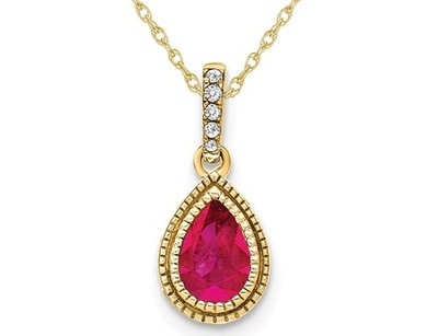3/10 Karat (ctw) Rubin Anhänger in 14K Gelbgold und Diamanten