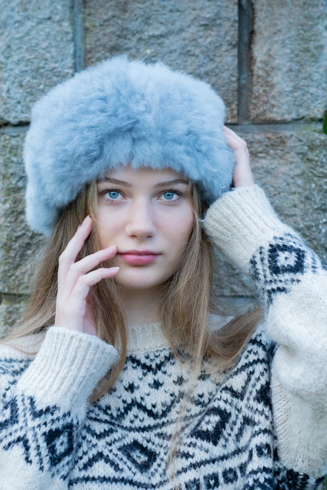 Luxury Alpaca fur hat - image 2 of 4