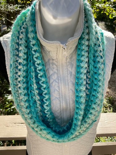 Hand Made Crocheted~3x72~Chunky Cakes Infinity Circle Scarf Machine Wash So Soft - Picture 5 of 7