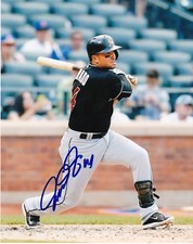 MARTIN PRADO  MIAMI MARLINS   ACTION SIGNED 8x10