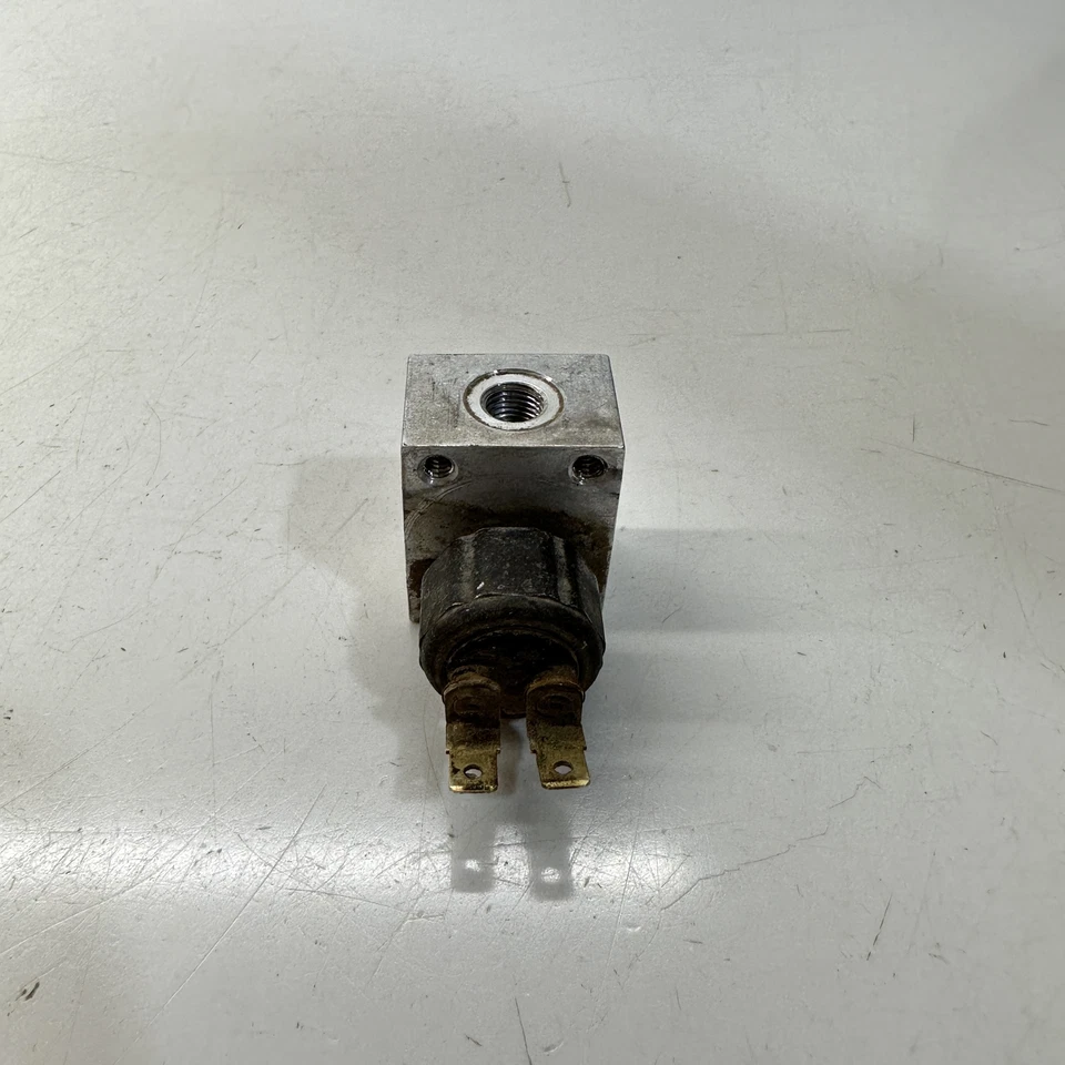 Stoplight Switch - 2010 Polaris Trail Boss 330 - Image 3 of 4