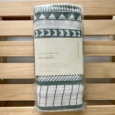 NIB Little Unicorn Santa Fe Cotton Muslin Swaddle Blanket 47"x47"