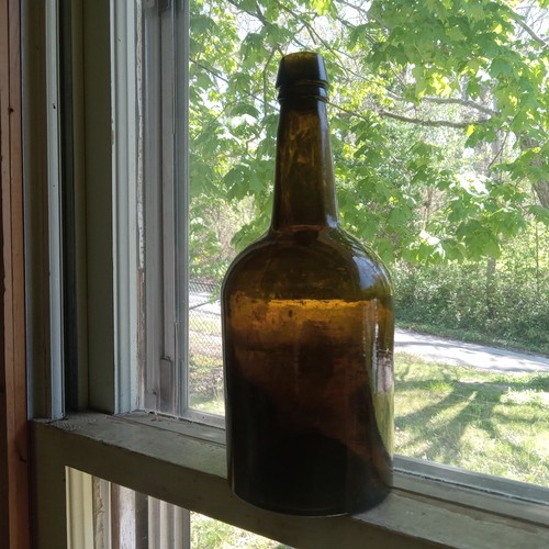 1860 DEEP OLIVE AMBER 3 PC MOLD BLOWN NEW ENGLAND QUART ALE BOTTLE SCARCE FORM