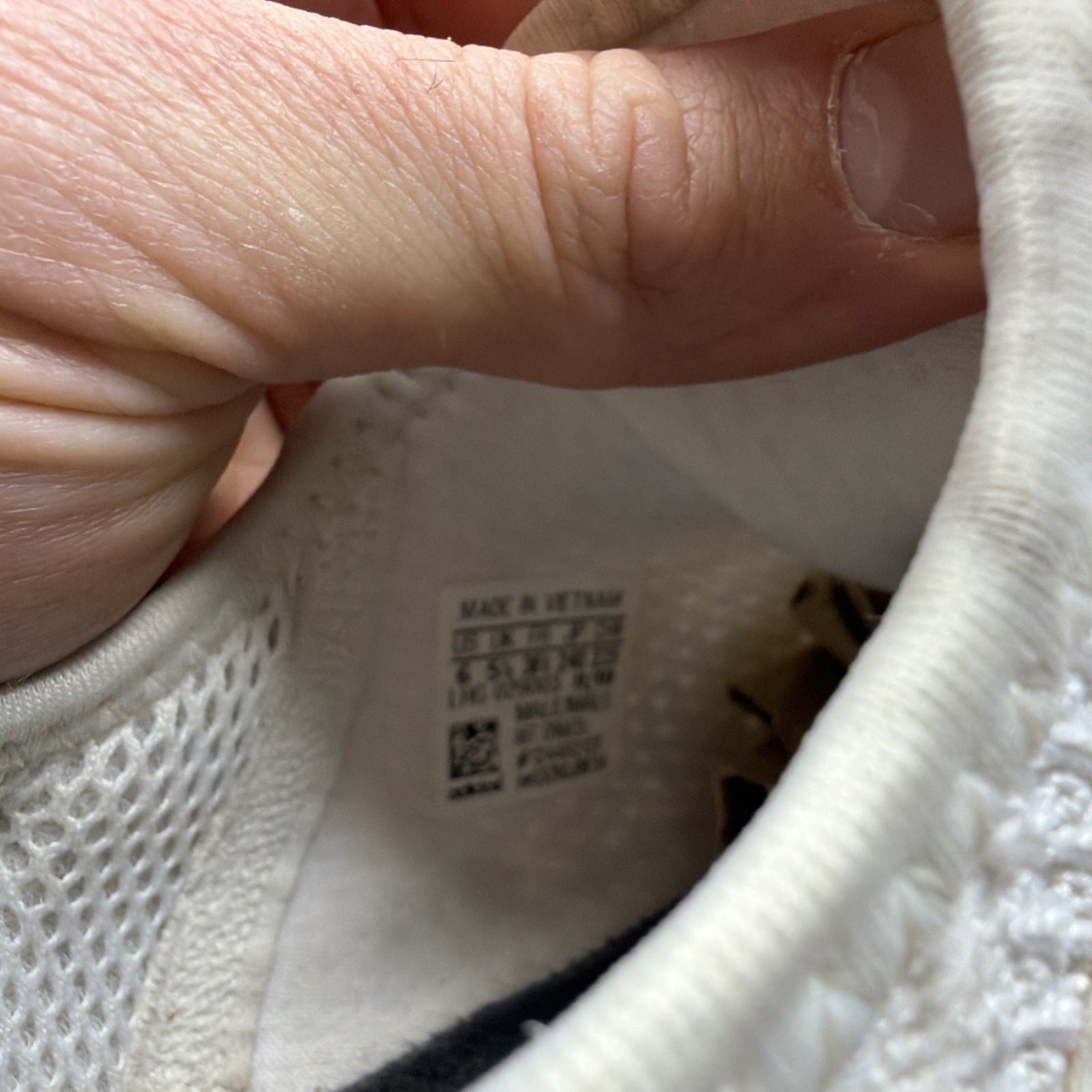 Adidas Mens NMD R1 D96635 White Running Shoes Sneakers Size 6 thumbnail 7