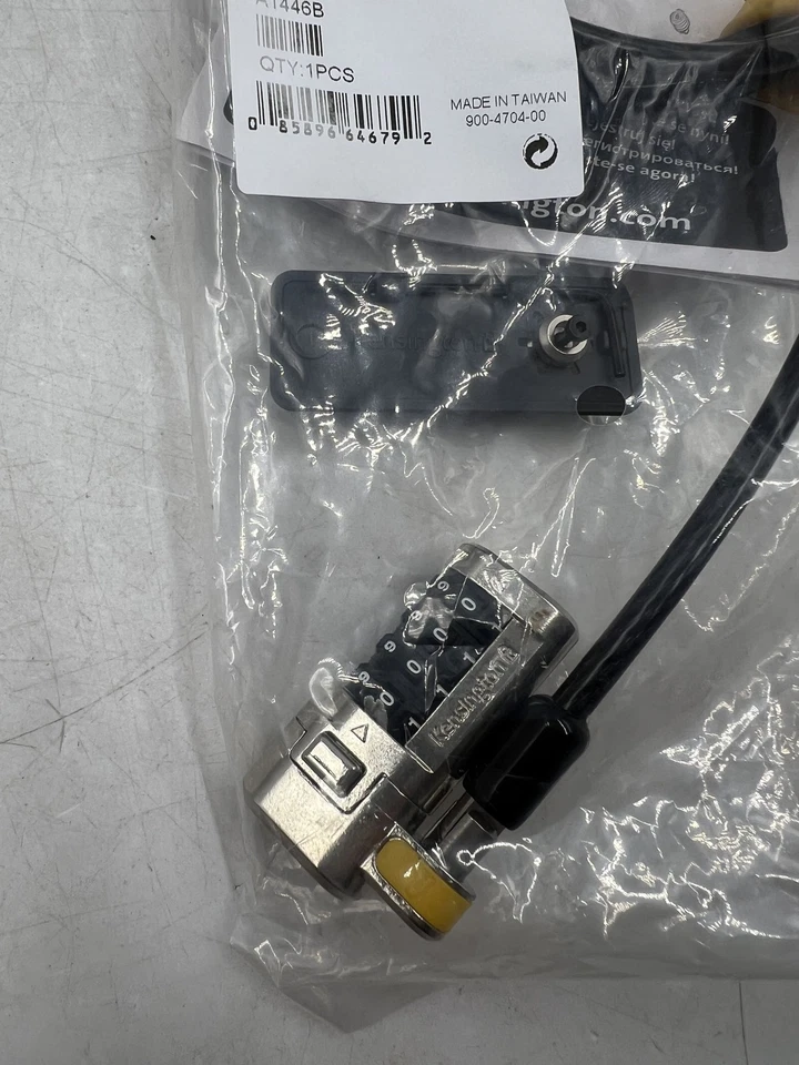 LOT of 28 Kensington ClickSafe Master Coded On-Demand Combination Lock K64679US - Image 4 of 4