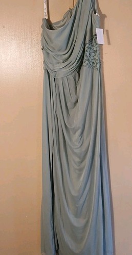 Vestido Celebrate DB Dama de honor Un Hombro Malla Encaje Polvoriento Salvia Talla 16 Nuevo con Etiquetas - Imagen 5 de 11