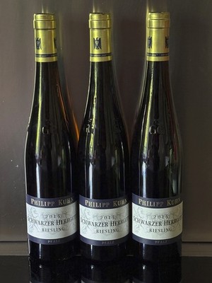 3 Flaschen Philipp KUHN Schwarzer Herrgott GG Riesling 2015 Pfalz Wein