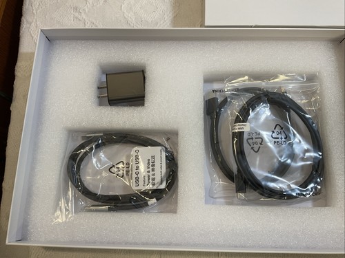 Cocopar 15.6" Y156FH7S Black Full HD Portable Monitor - USB-C/HDMI - SPEAKERS - Picture 4 of 7