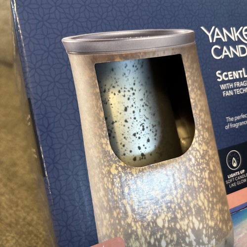 Yankee Candle Scent Light Cordless Aroma Diffuser Kit w PINK SANDS Refill NEW - Picture 8 of 9