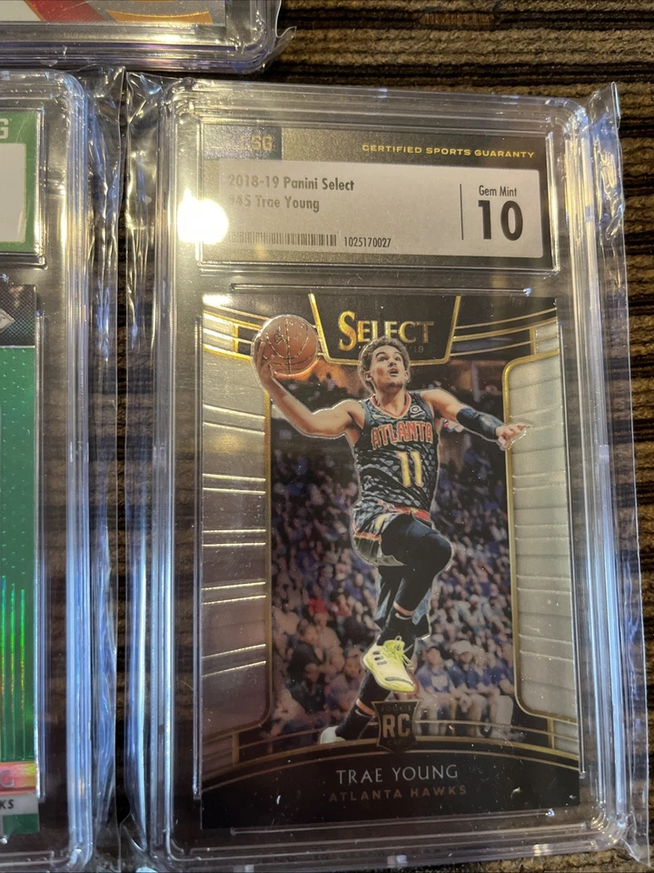 2018-19 Panini Prizm Trae Young Rc Lot 3x Green Select Revolution CSG  - Image 3 of 4