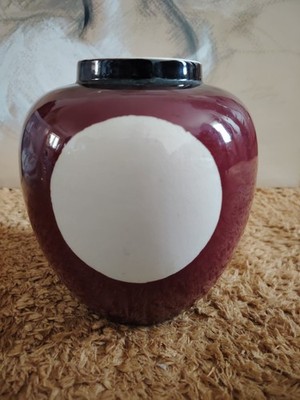 Rote Ochsenblutähnliche Vase/Ingwerglas
