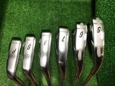 Dunlop XXIO Forged Iron Set 2009  Flex R